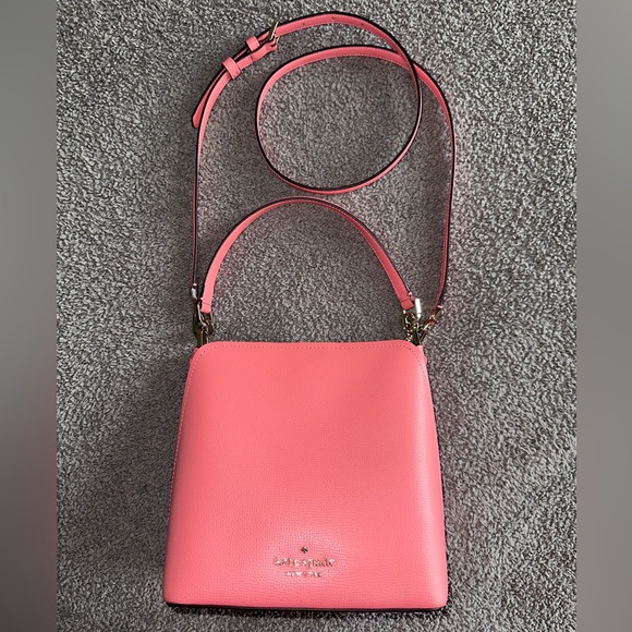 kate spade Handbags - Kate Spade Darcy Small Bucket Bag